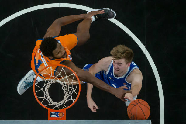 力争在未来 力争在未来