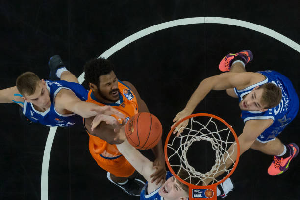 意大利的攻 意大利的攻